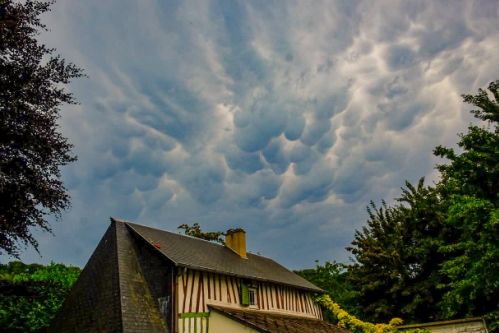 Mammatus le 14 juin 2025 à 06:35:16
